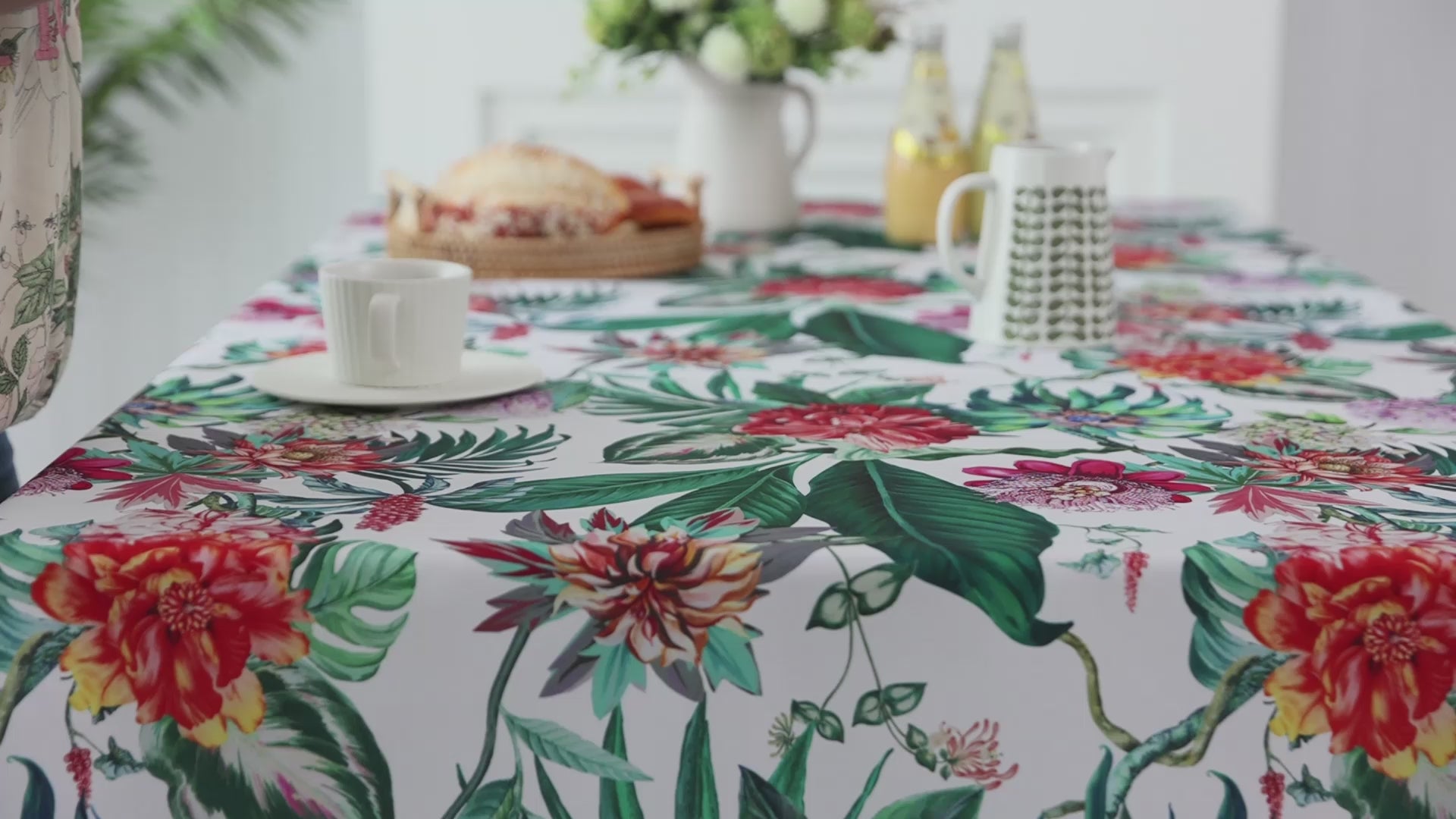 Original Design Hand Drawing Art Print Table Cloth, Washable Water Resistance Microfiber Decorative Rectangle Table Cover